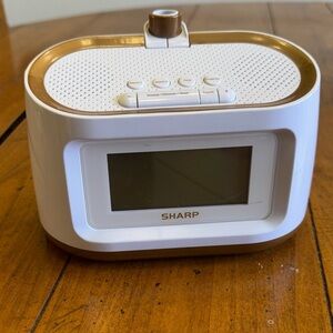 Sharp Projection Alarm Clock with Soothing Sleep Sounds –Easy to Read Projection